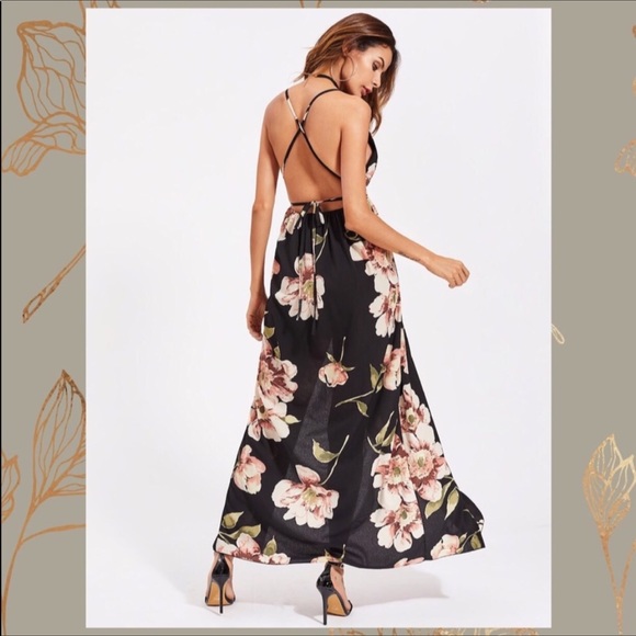 ๐HPx2๐ Beautiful Floral Maxi Dress - Picture 4 of 6